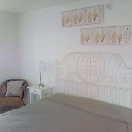 B&B Amalu' Castro  Exteriör bild